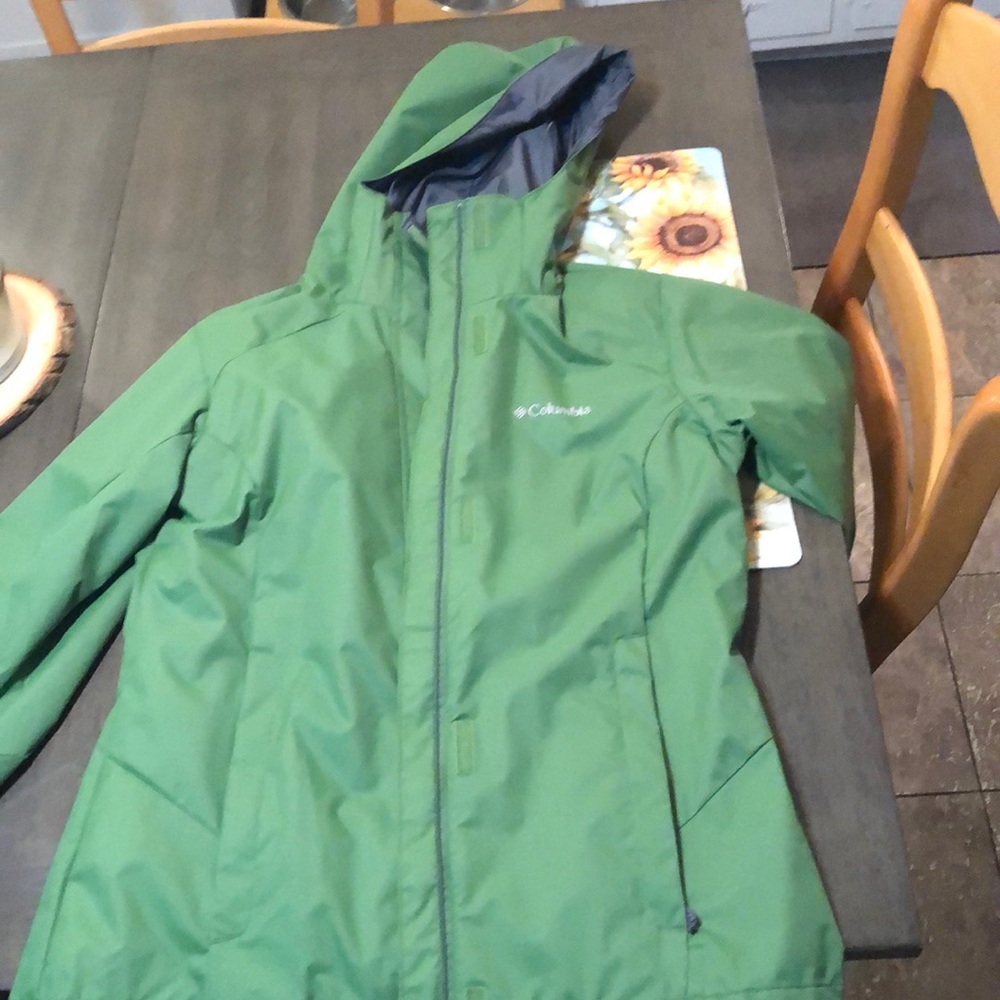 Green Columbia rain jacket/coat. Worn once!